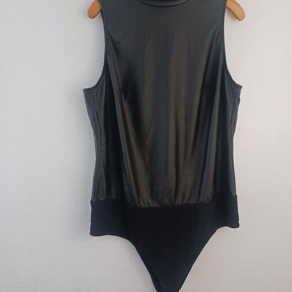 Torrid Plus Size 2X Black Faux Leather Mock Neck Bodysuit, Snap Crotch - Picture 4 of 7
